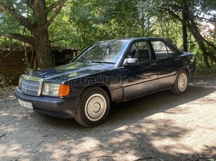 MERCEDES-BENZ 190 D 2.5 Turbo Turbo D