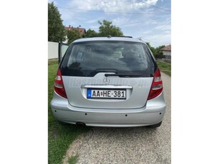 MERCEDES-BENZ A 200 CDI Elegance