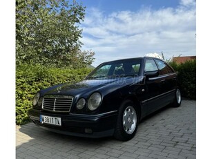 MERCEDES-BENZ E 300 D Avantgarde spanyol rozsdamentes! hibátlan motor-váltó!