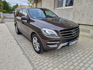 MERCEDES-BENZ ML 350 BlueTEC (Automata) (felújított motor)