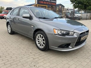 MITSUBISHI LANCER Sportback 1.6 Invite 89000KM!SZERVIZKÖNYVES!!MEGKÍMÉLT SZÉP!GARANCIÁLIS!