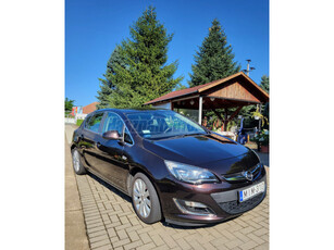 OPEL ASTRA J 1.6 Selection