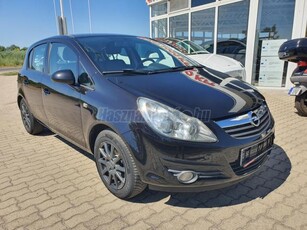 OPEL CORSA D 1.2 Cosmo FÉLBŐR. FEKETE LAKK MŰSZERFAL