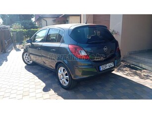 OPEL CORSA D 1.2 Selection Gyári benzin gázos. gyönyörű állapot