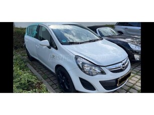 OPEL CORSA D 1.4 Selection Hátulja sérült!