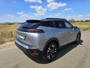 PEUGEOT 2008 e2008 50kWh Allure