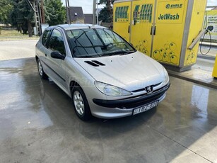 PEUGEOT 206 1.4 Presence