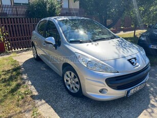 PEUGEOT 207 1.4 VTi Trendy