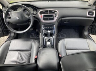 PEUGEOT 607 2.7 V6 HDi Executive Titane Tiptronic