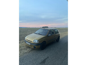 RENAULT CLIO 1.9 DTi RN