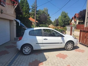 RENAULT CLIO III 1.5 dCi Société