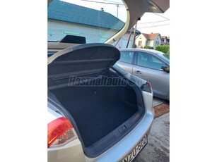 RENAULT LAGUNA 2.0 dCi Dynamique