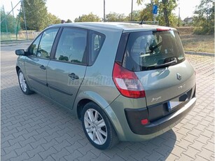 RENAULT SCENIC Grand Scénic 1.5 dCi Privilege