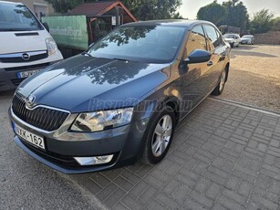 SKODA OCTAVIA 1.4 TSI Style Első magyar tulajdonos!