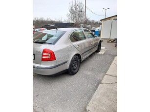 SKODA OCTAVIA 1.6 Ambiente