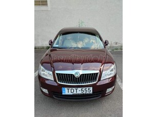 SKODA OCTAVIA 1.8 TFSI Elegance