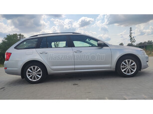 SKODA OCTAVIA Combi 1.4 TSI Elegance