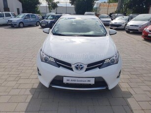 TOYOTA AURIS 1.8 HSD Active (Automata) +101E KM+2 ÉV GARANCIÁVAL+1.TULAJ+DIG.KLÍMA+KAMERA+TEMPOMAT+ROZSDAMENTES+GYÖNYÖR