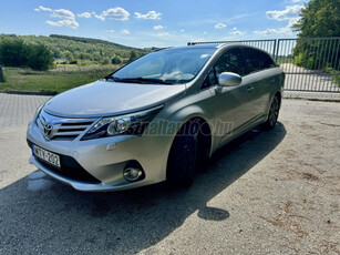 TOYOTA AVENSIS Wagon 2.0 D-4D Premium