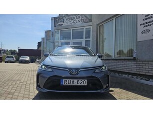 TOYOTA COROLLA Sedan 1.8 Hybrid Comfort Style Tech e-CVT 68e km MAGYARORSZÁGI