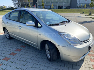 TOYOTA PRIUS 1.5 HSD Sol (Automata)