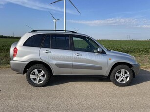 TOYOTA RAV 4 Rav4 2.0 4x4 (Automata)