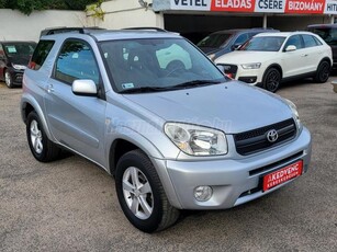 TOYOTA RAV 4 Rav4 2.0 4x4 S 125e km! Digitklíma Friss Műszaki! Megkímélt!