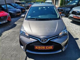 TOYOTA YARIS 1.33 Active Comfort M.o.-i! 72eKm! KLÍMA! T.KAMERA! 6 SEBESSÉG! VONÓHOROG! GYÖNYÖRŰ!