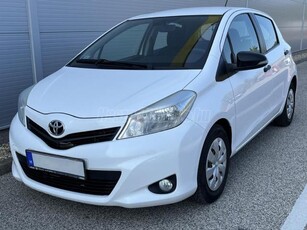 TOYOTA YARIS 1.4 D-4D Active+Cool MAGYARORSZÁGI 1 TULAJ///FULL SZERVIZKÖNYV////SÉRÜLÉSMENTES////