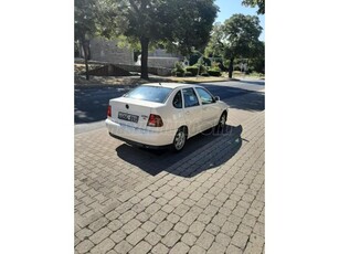 VOLKSWAGEN POLO III Classic 1.6 100 Sportline Cool sedan