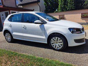 VOLKSWAGEN POLO V 1.4 85 Trendline