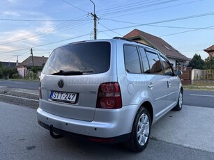 VOLKSWAGEN TOURAN 1.4 TSi Trendline