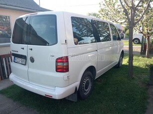 VOLKSWAGEN TRANSPORTER T5 1.9 TDI Caravelle