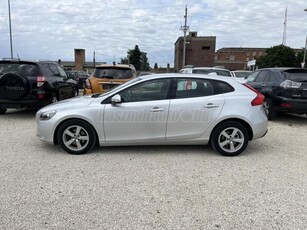 VOLVO V40 1.6 D [D2] Kinetic Powershift 166E KM ROZSDAMENTES AZONNAL VIHETŐ ALACSONY FOGYASZTÁS