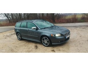 VOLVO V50 2.0 D Momentum