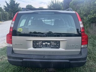 VOLVO V70 2.5 T XC Cross Country