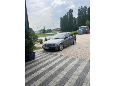 BMW 320i