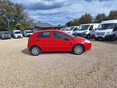 FIAT GRANDE PUNTO 1.2 8V Active Végig vezetett szervizkönyv!