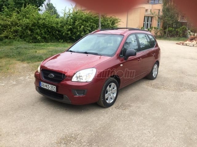 KIA CARENS 2.0 CRDi LX