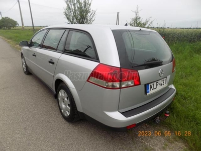 OPEL VECTRA C 1.9 CDTI Essentia