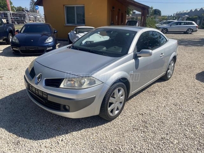 RENAULT MEGANE 1.6 Voyage