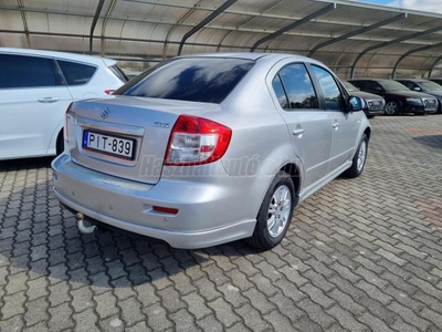 SUZUKI SX4 Sedan 1.6 GLX AC