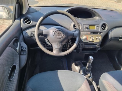 TOYOTA YARIS 1.3 Terra