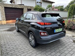 HYUNDAI KONA EV 64kWh Style