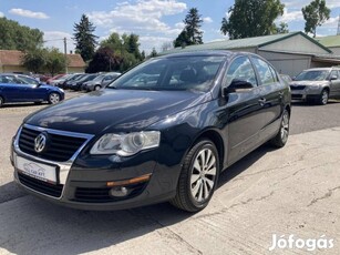 Volkswagen Passat VI 2.0 CR TDI Highline 1 Év G...