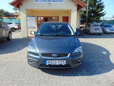 FORD FOCUS 1.6 Collection