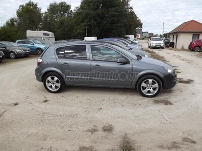 OPEL ASTRA H 1.4 Cosmo