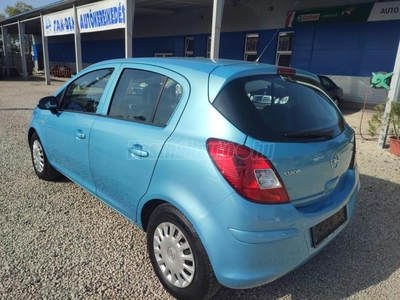 OPEL CORSA 1.2 Cosmo megkímélt állapot