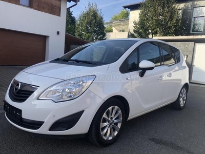 OPEL MERIVA 1.4 T Cosmo SZÉP ÁLLAPOT. SOK EXTRA. LEINFORMÁLHATÓ!