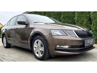 SKODA OCTAVIA 2.0 CR TDI Style Kimagasló állapot!Magyarországi!1 Tulajdonos!Sérülésmentes!